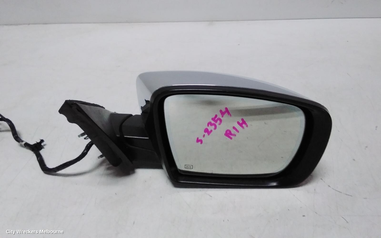 CHRYSLER 300C RIGHT DOOR MIRROR, LX, CHROME, NON BLIND SPOT TYPE, 12/2011 - 12/2021