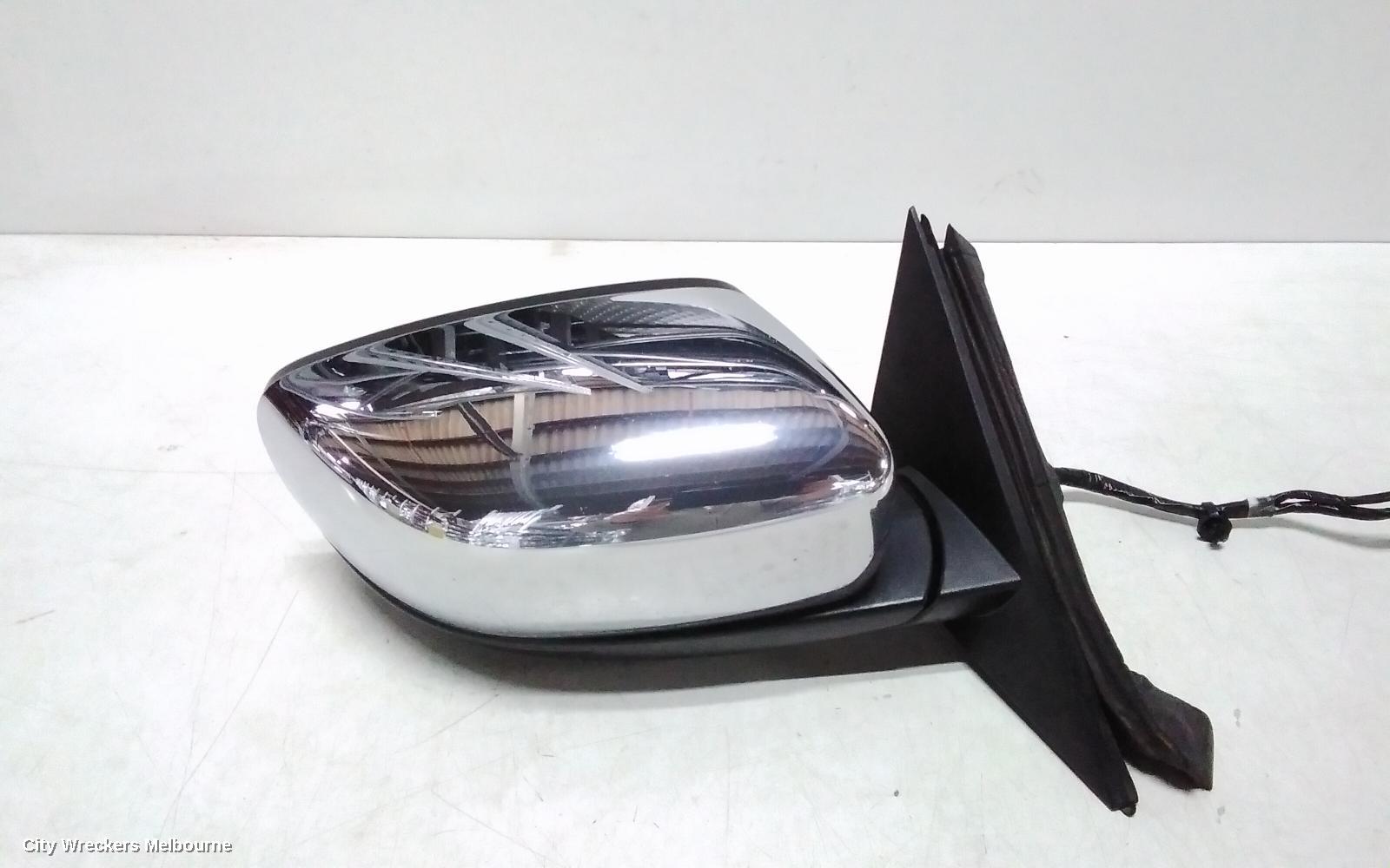 CHRYSLER 300C RIGHT DOOR MIRROR, LX, CHROME, NON BLIND SPOT TYPE, 12/2011 - 12/2021