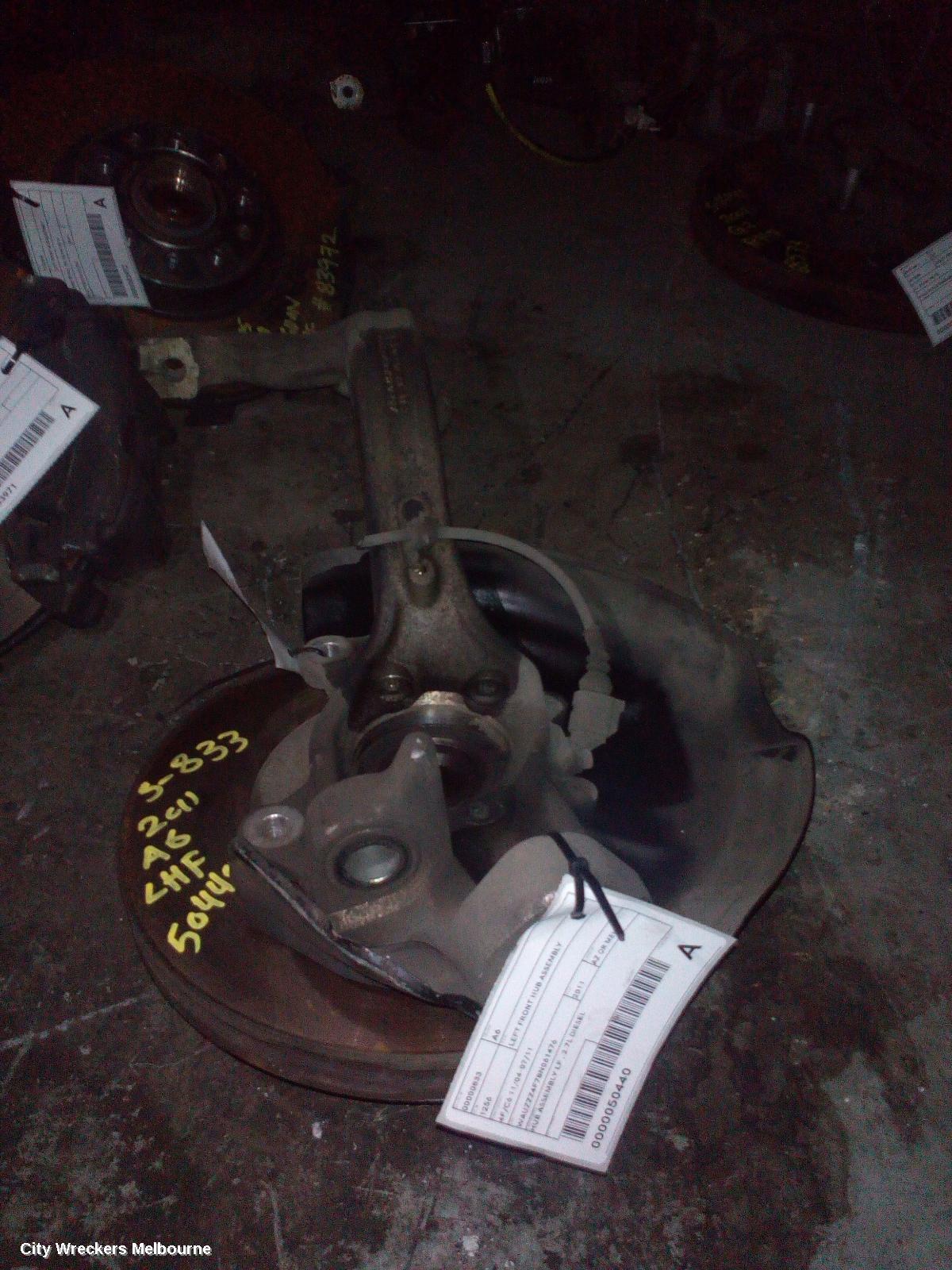 AUDI A6 LEFT FRONT HUB ASSEMBLY, 4F/C6, FWD, 11/2004 - 07/2011
