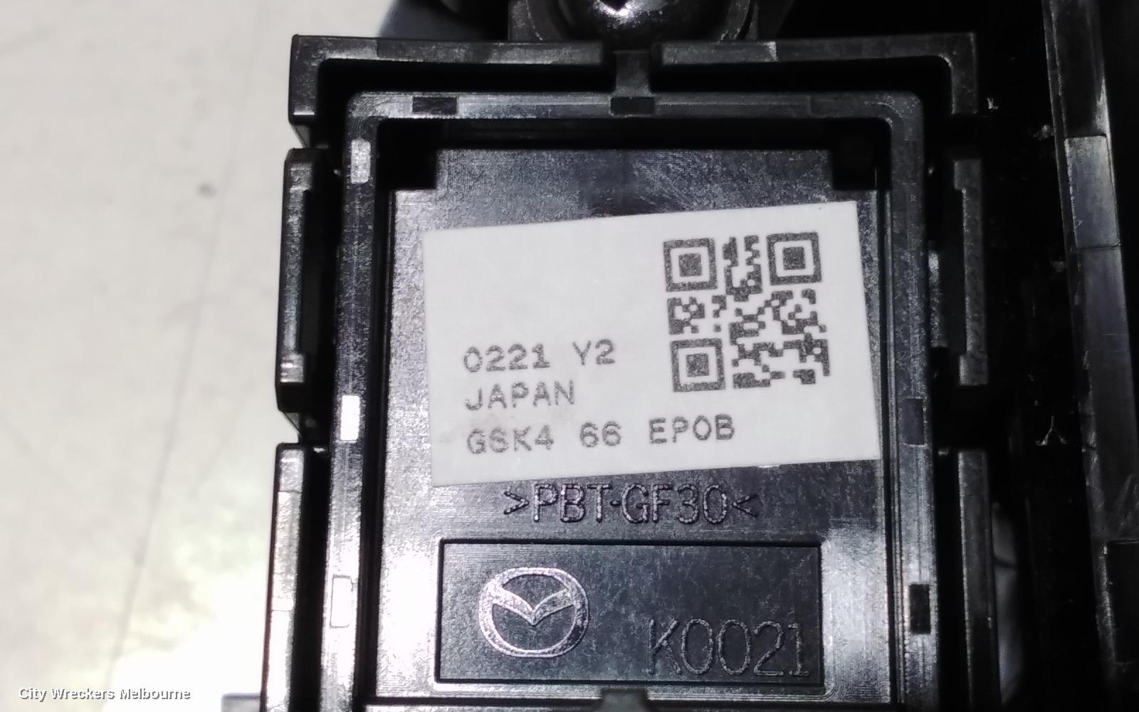 MAZDA CX3, MULTIMEDIA HUB SWITCH (CENTRE CONSOLE), W/ ELECTRIC HANDBRAKE TYPE, DK, 03/2015 ONWARDS, WITH GEAR SUROUND: 106827