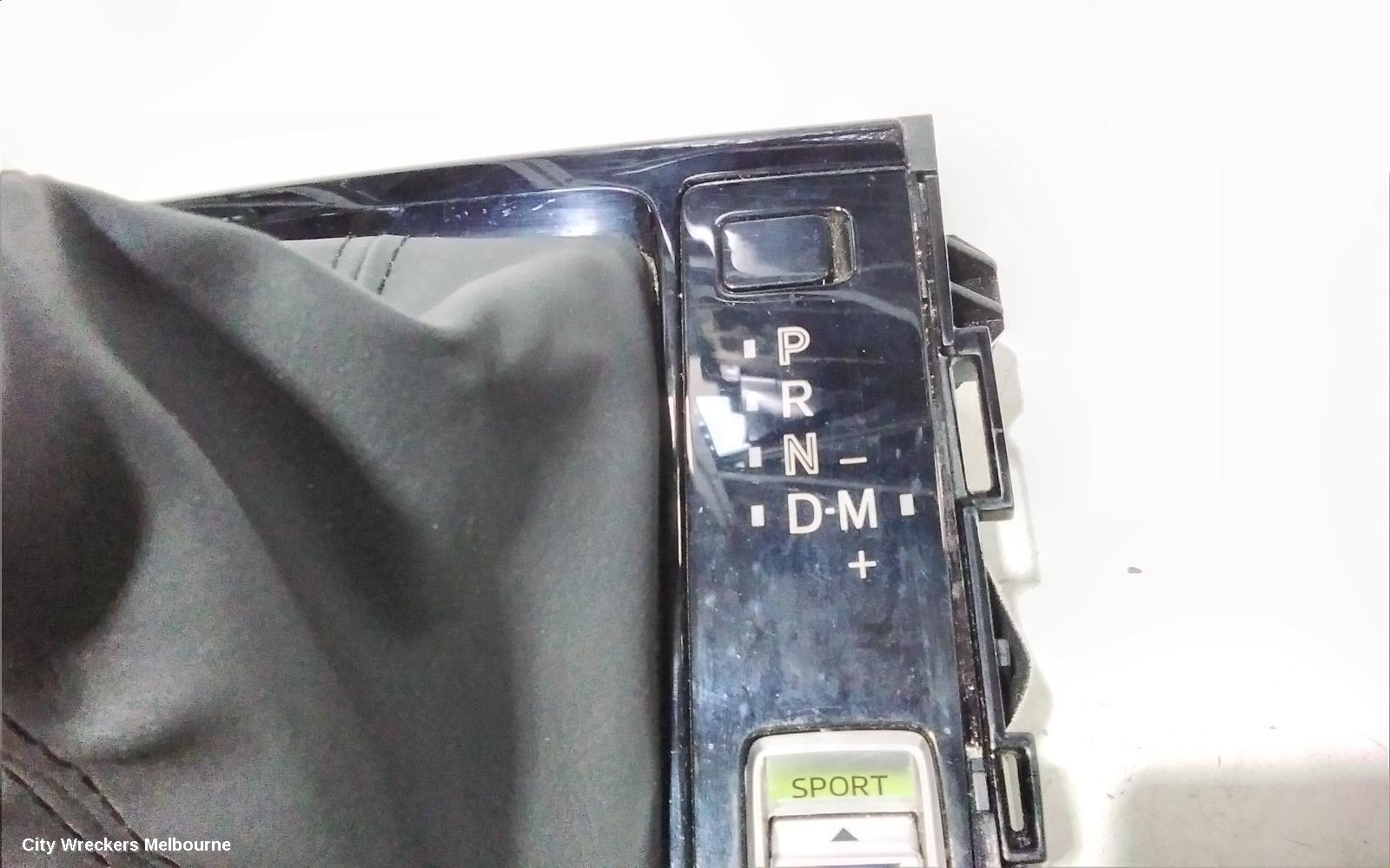 MAZDA CX3, MULTIMEDIA HUB SWITCH (CENTRE CONSOLE), W/ ELECTRIC HANDBRAKE TYPE, DK, 03/2015 ONWARDS, WITH GEAR SUROUND: 106827