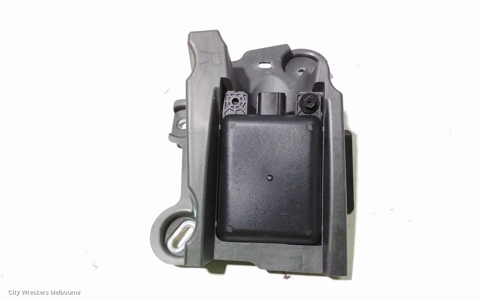 MAZDA CX3, MISC, DK, 03/2015 ONWARDS, RHR BLIND SPOT MODULE: 106828
