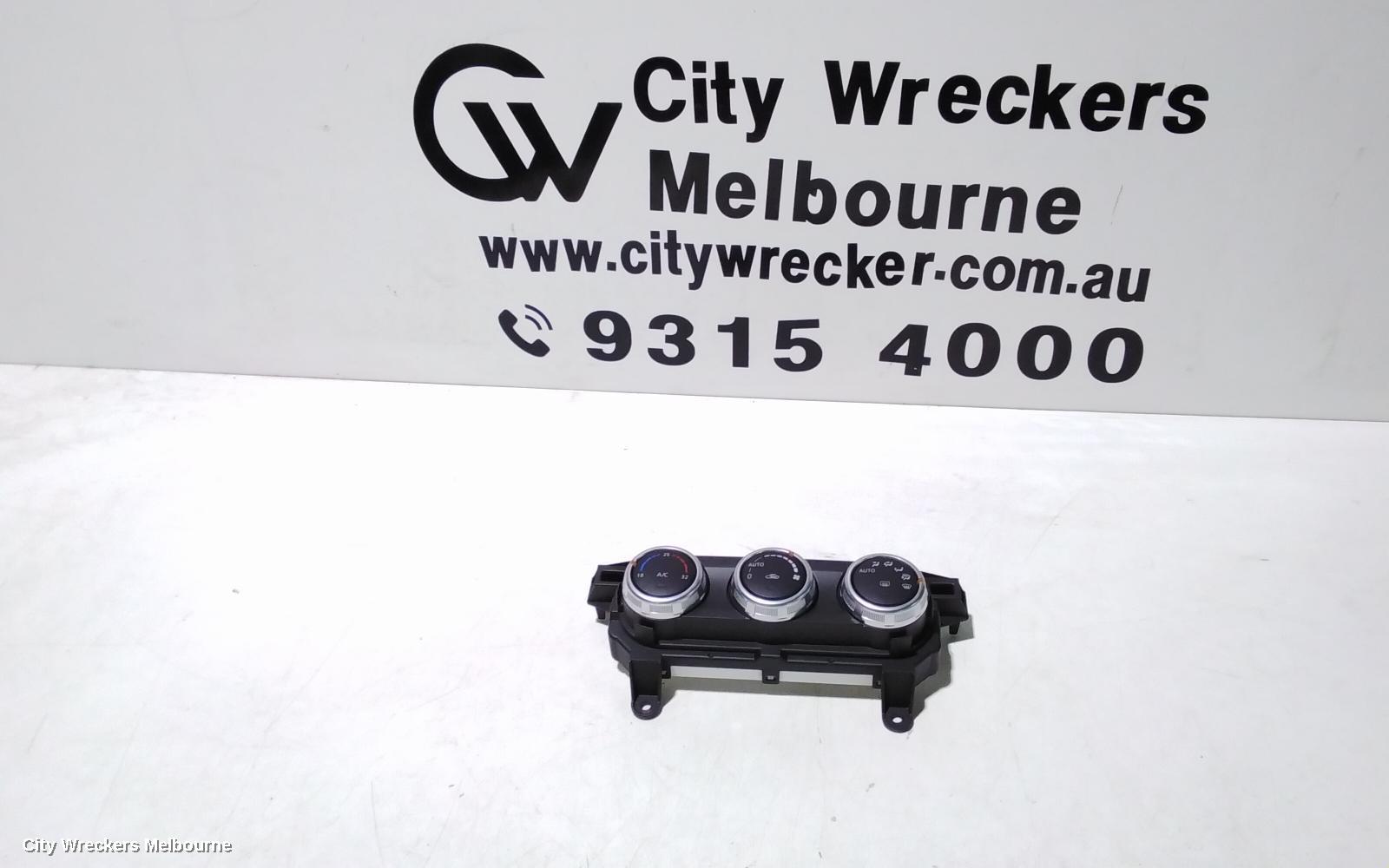 MAZDA CX3 HEATER/AC CONTROLS, DK, CLIMATE CONTROL TYPE, 03/2015 ONWARDS