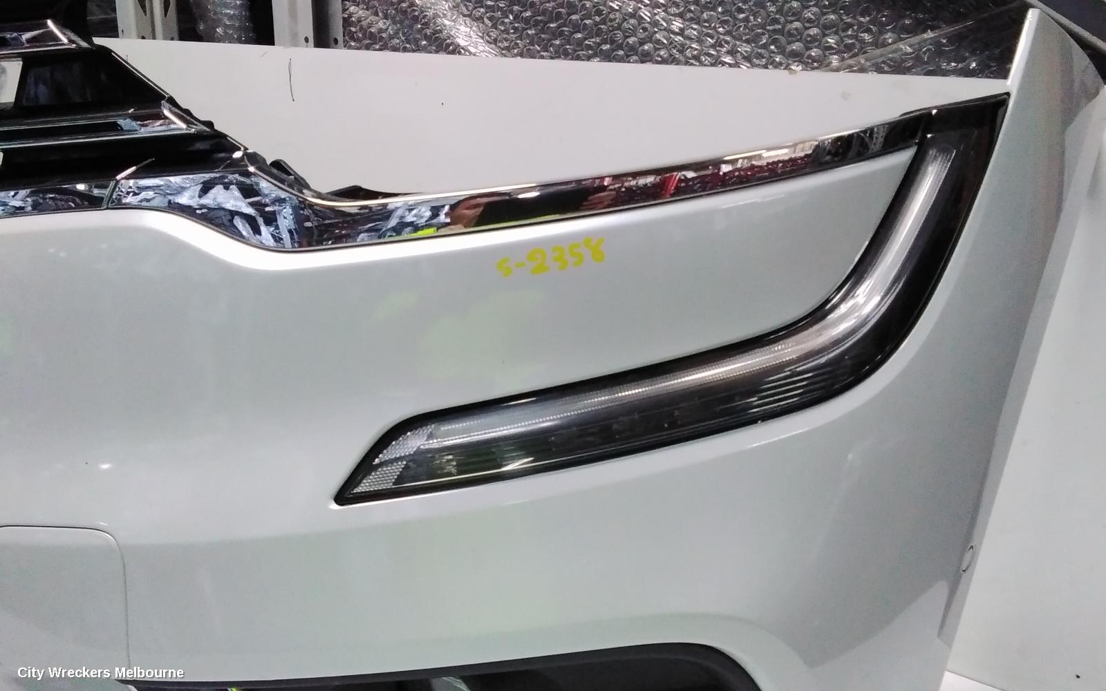 RENAULT KALEOS FRONT BUMPER, XZG, W/ PARK SENSOR TYPE, 05/2016 - 05/2019