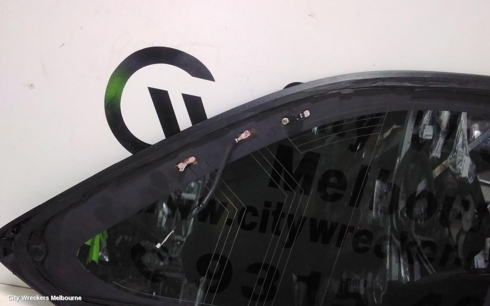 TOYOTA KLUGER LEFT FRONT 1/4 DOOR GLASS, XU50 SERIES, 03/2014 - 02/2021