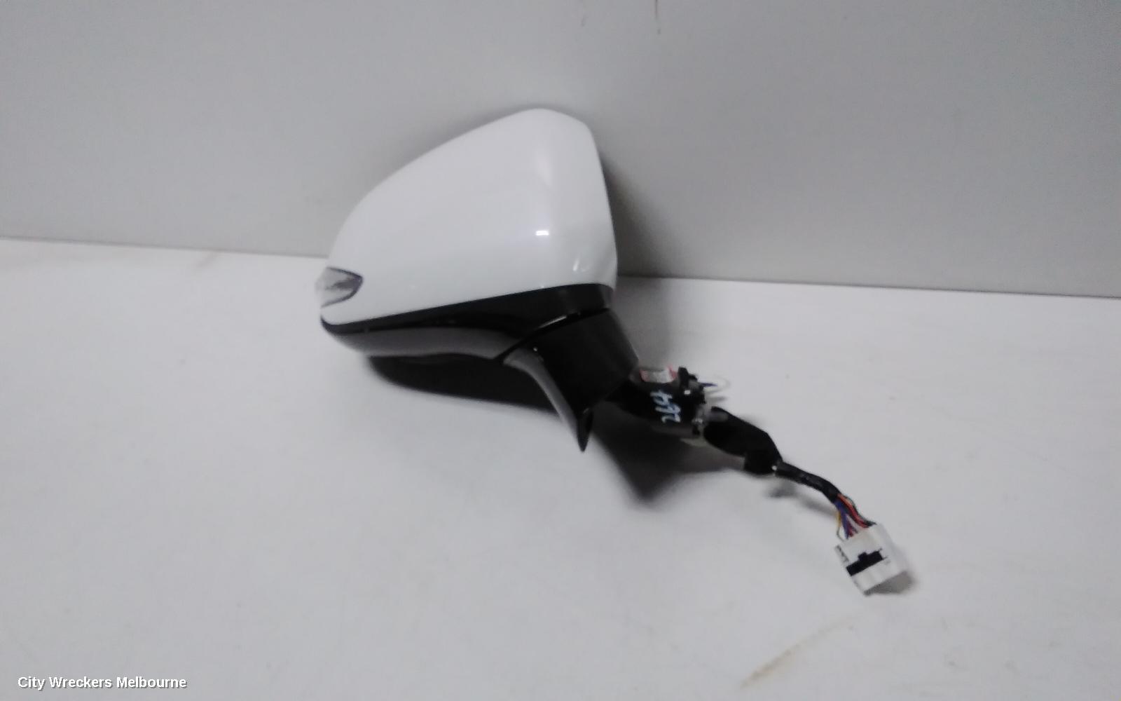 HYUNDAI SANTA FE RIGHT DOOR MIRROR, TM, POWER FOLD, NON AUTO DIPPING TYPE, 10/2020 ONWARDS