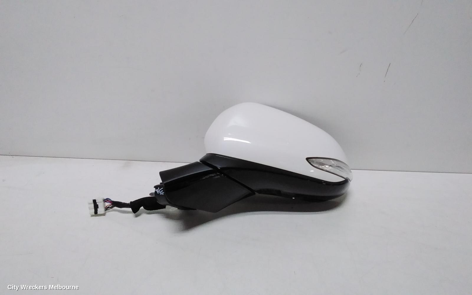 HYUNDAI SANTA FE LEFT DOOR MIRROR, TM, POWER FOLD, NON AUTO DIPPING TYPE, 10/2020 ONWARDS
