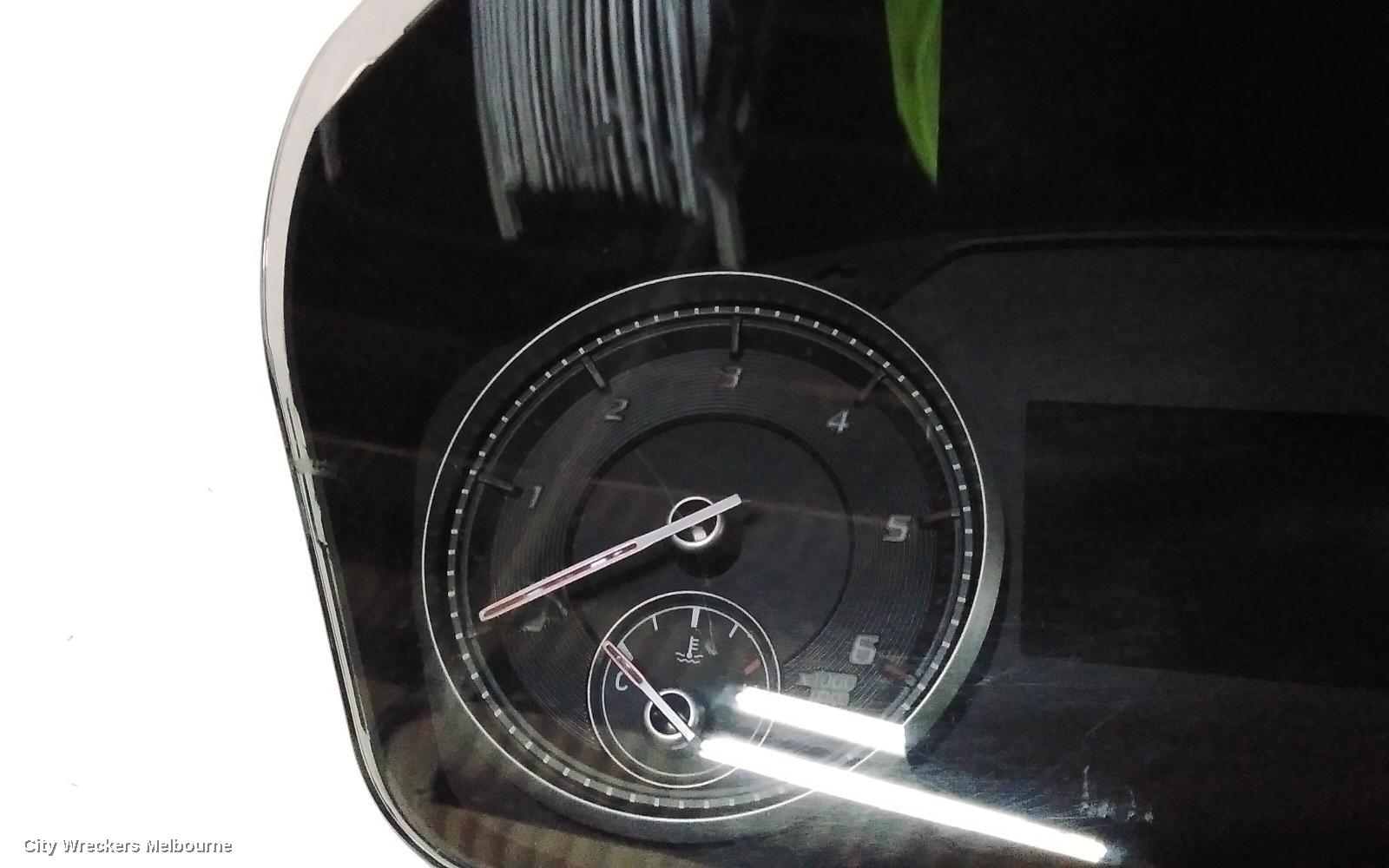 HYUNDAI SANTA FE INSTRUMENT CLUSTER, DIESEL, 4.2IN, STANDARD TYPE/ACTIVE, TM, 10/2020 ONWARDS