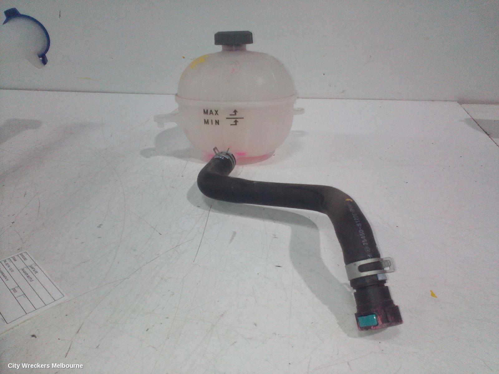 HYUNDAI SANTA FE OVERFLOW BOTTLE, TM, 03/2018 - 10/2023