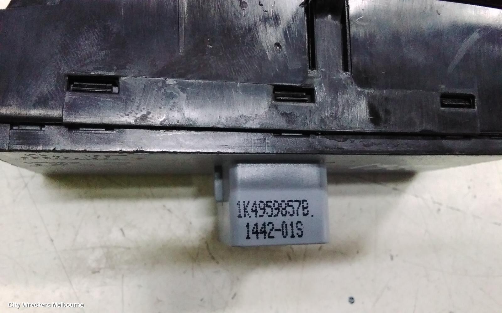 VOLKSWAGEN POLO PWR DR WIND SWITCH, RH FRONT (MASTER SWITCH), 10 PIN TYPE, GREY BACKING, 6R, 05/2010 - 05/2014