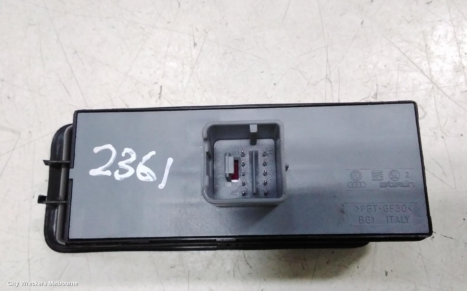 VOLKSWAGEN POLO PWR DR WIND SWITCH, RH FRONT (MASTER SWITCH), 10 PIN TYPE, GREY BACKING, 6R, 05/2010 - 05/2014