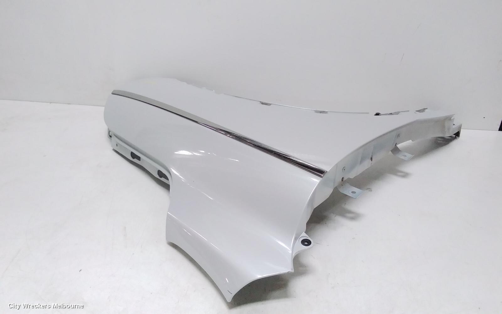 RENAULT KALEOS RIGHT GUARD, XZG, PLASTIC TYPE, 05/2016 ONWARDS