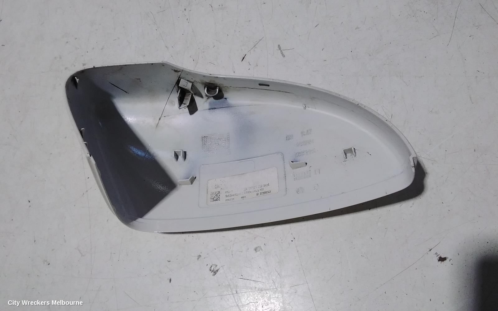 VOLKSWAGEN PASSAT LEFT DOOR MIRROR, 3C/MK6 B7, MANUAL FOLD, NON LANE CHANGE ASSIST TYPE (6XU/7Y0), 09/2010 - 05/2015