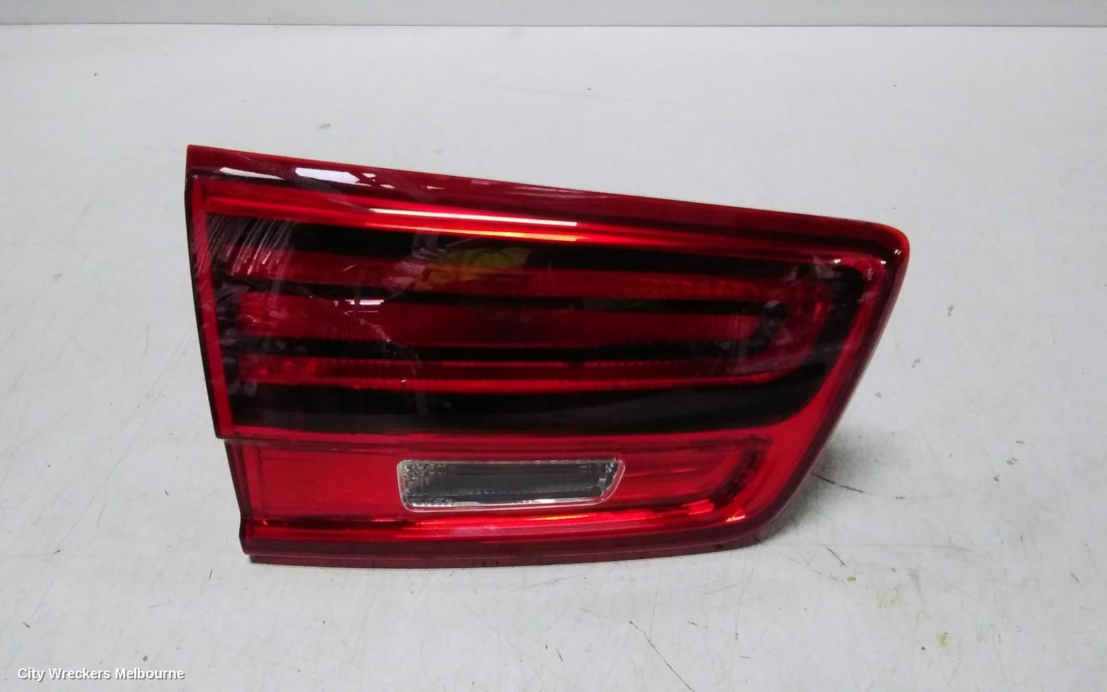 KIA CARNIVAL/GRAND CARNIVAL REAR GARNISH, TAILGATE LAMP (LH SIDE), NON LED TYPE, YP, 03/2018 - 10/2020