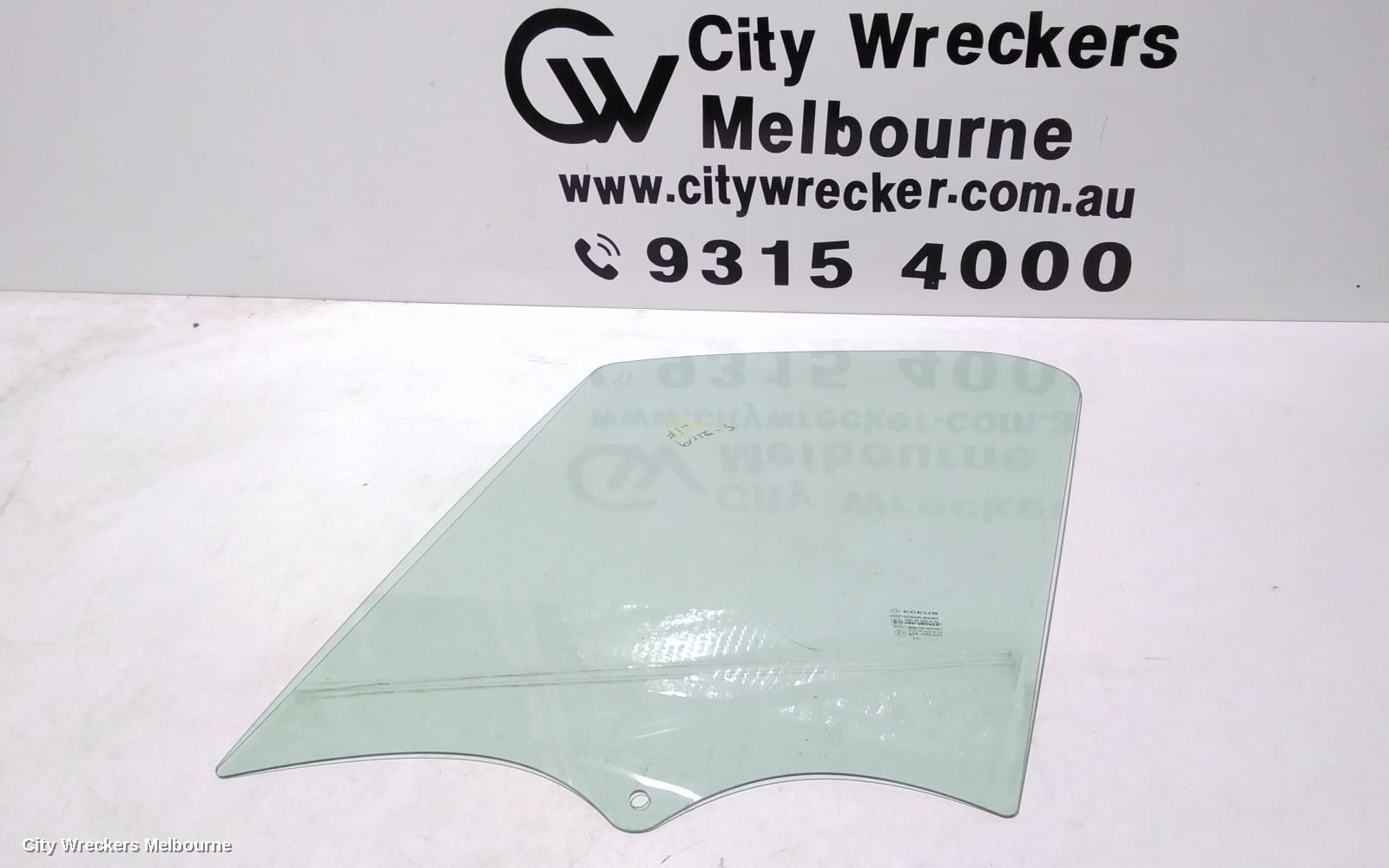 MITSUBISHI EXPRESS LEFT FRONT DOOR WINDOW, SN, 03/2020 - 12/2022