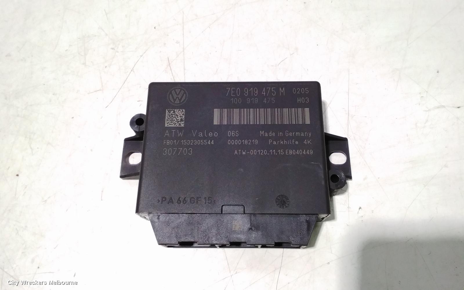 VOLKSWAGEN TRANSPORTER, T6, 07/2015 - 08/2024, PARKING CONTROL UNIT: 106972