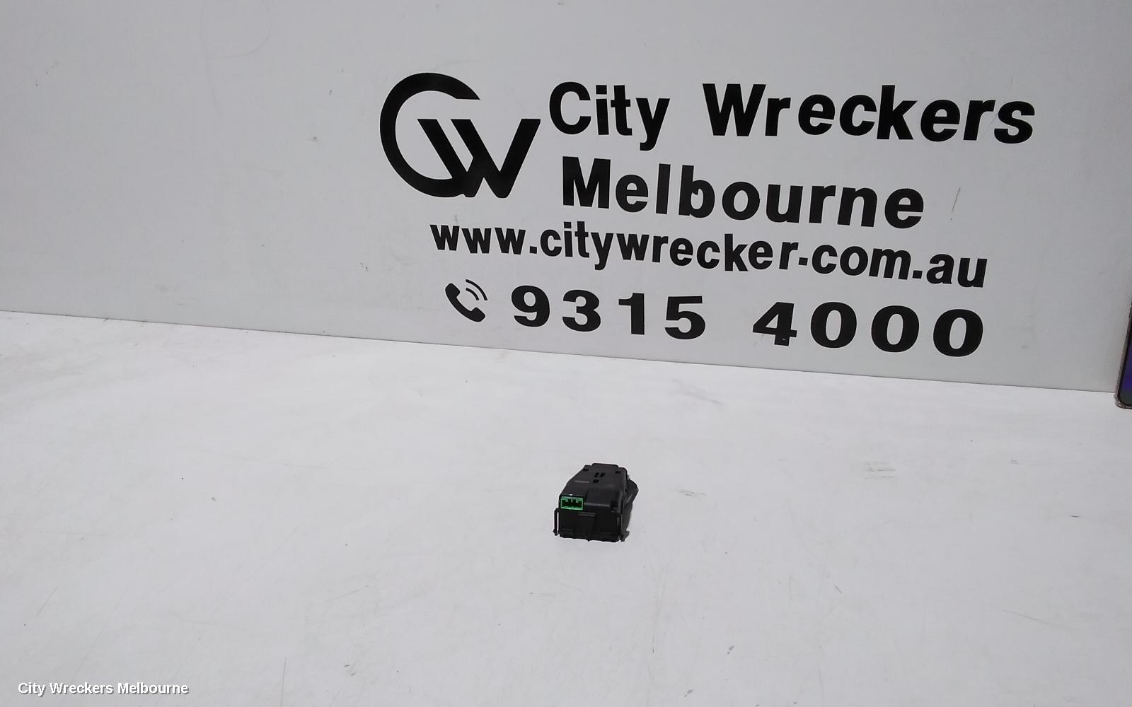 FORD FOCUS, LW 05/2011 - 08/2015, F1FT-14F449-AF      ADAPTIVE CRUISE CONTROL RADAR MODULE: 106980