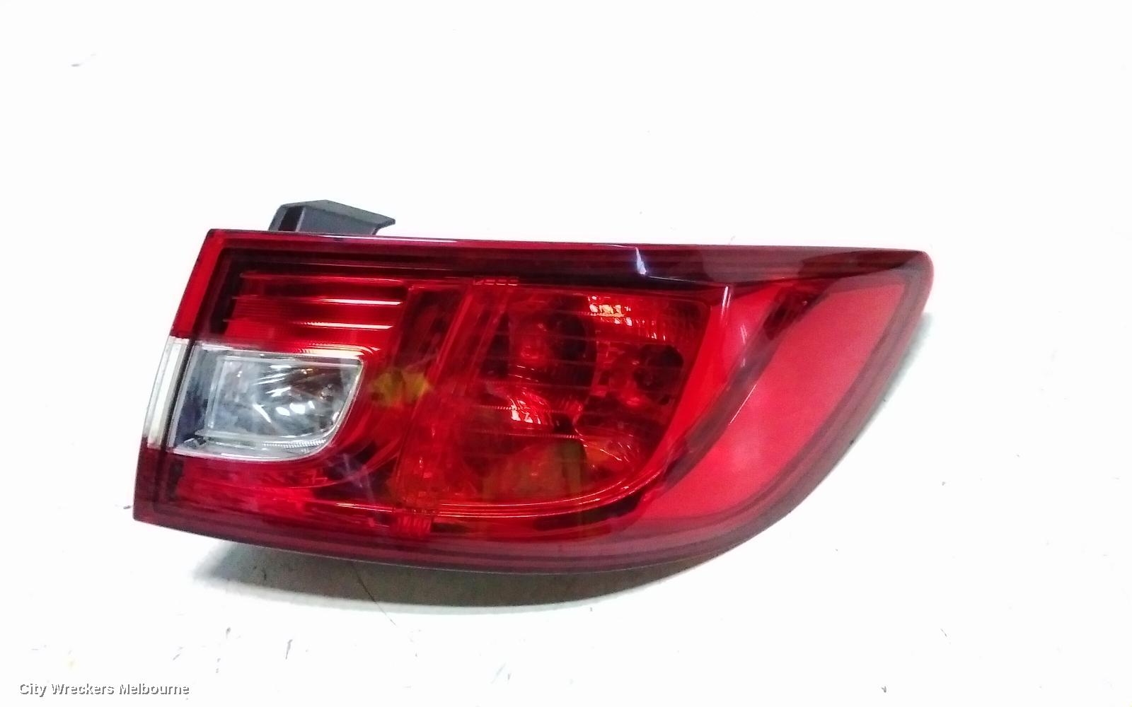 RENAULT CLIO RIGHT TAILLIGHT, X98, IN BODY, LED TYPE, 09/2013 - 10/2019