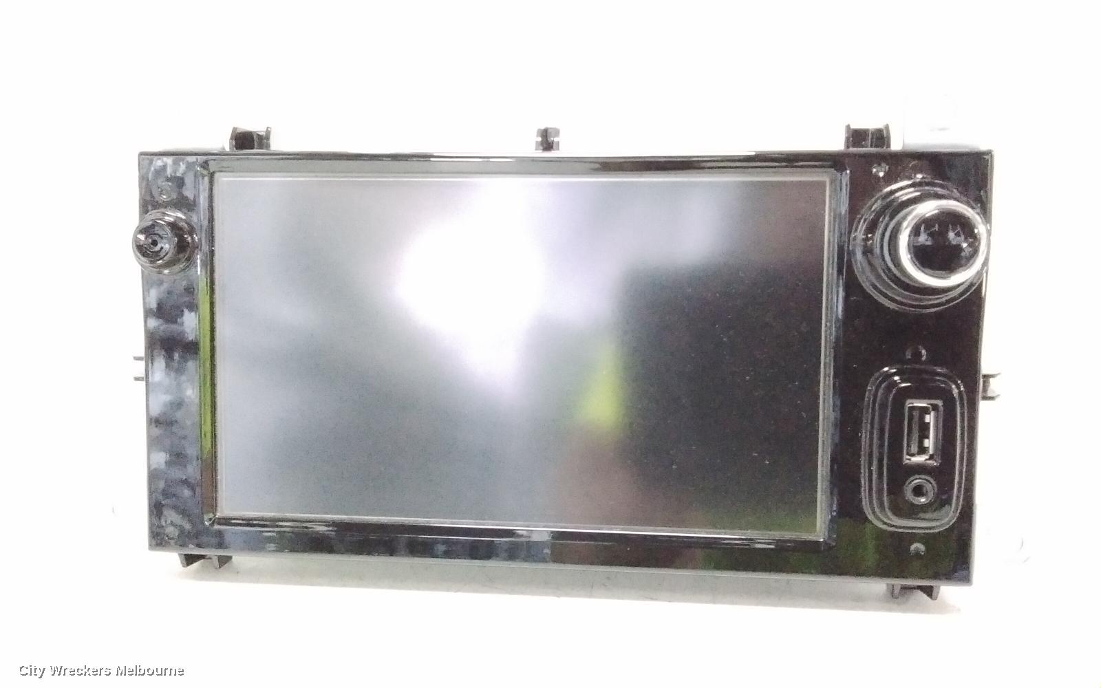 RENAULT CLIO RADIO/CD/DVD/SAT/TV, MEDIA NAV (NAV0G1), X98, 09/2013 - 10/2019