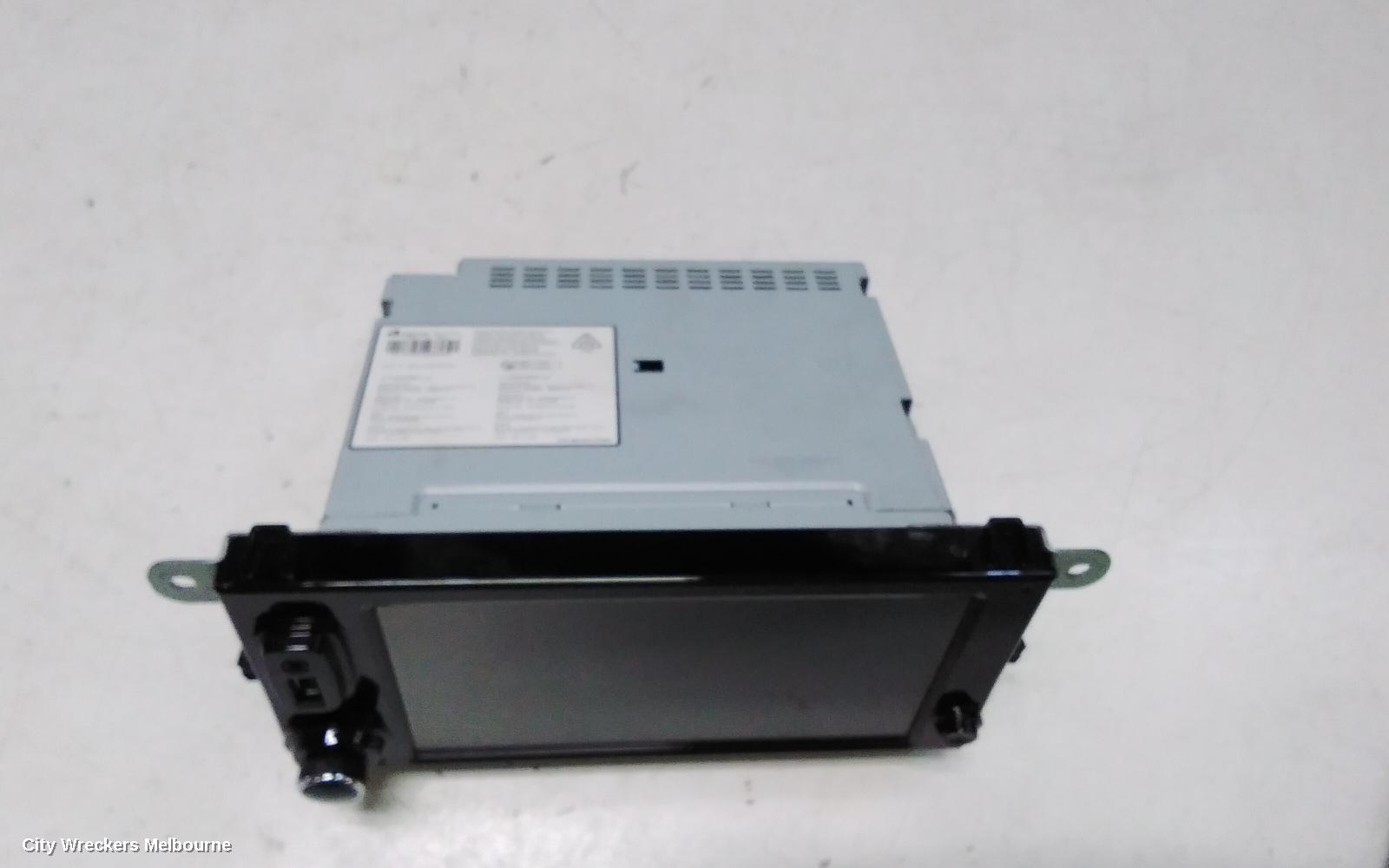 RENAULT CLIO RADIO/CD/DVD/SAT/TV, MEDIA NAV (NAV0G1), X98, 09/2013 - 10/2019