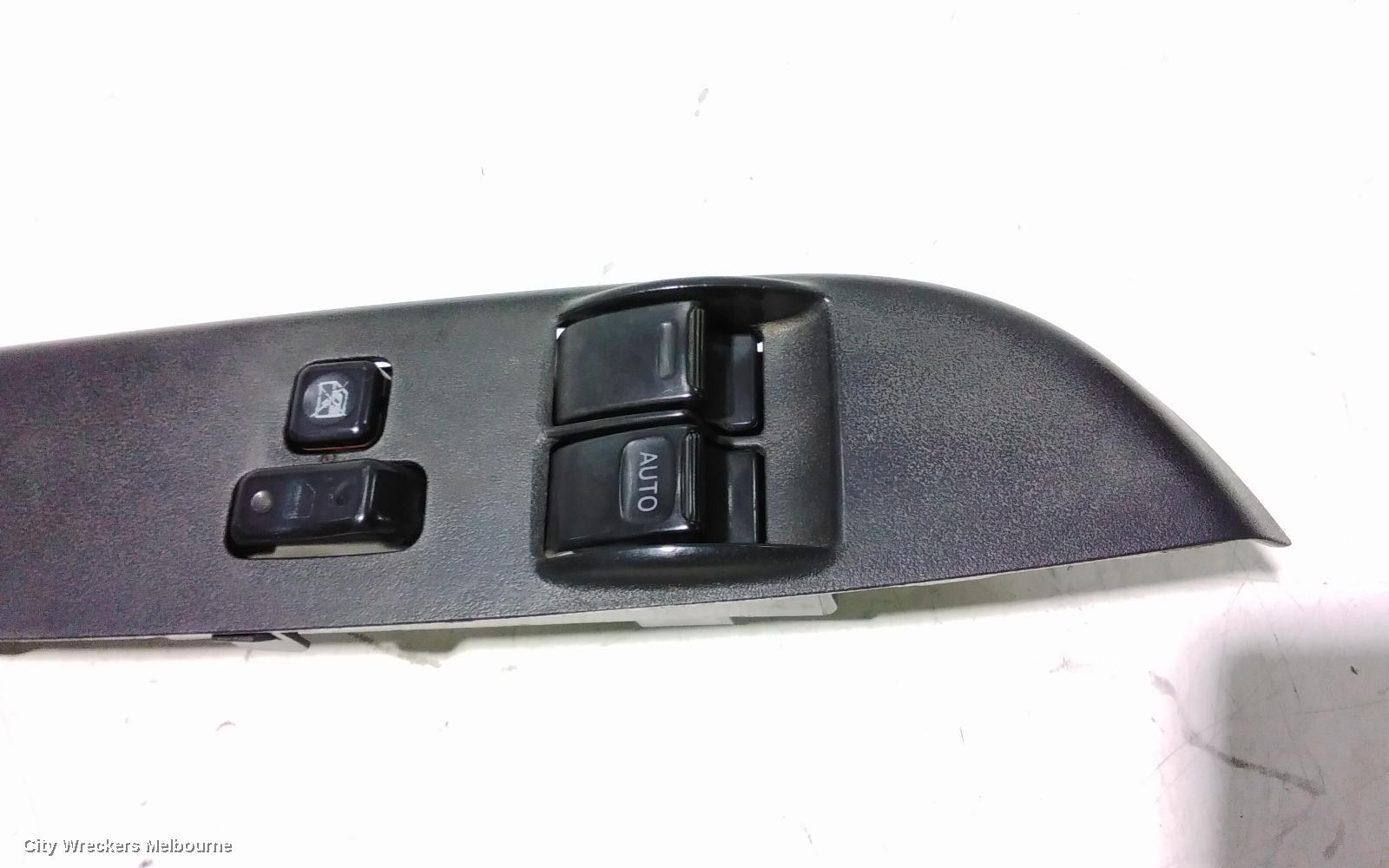 TOYOTA HIACE PWR DR WIND SWITCH, RH FRONT (MASTER SWITCH), TRH/KDH, 03/2005 - 02/2014