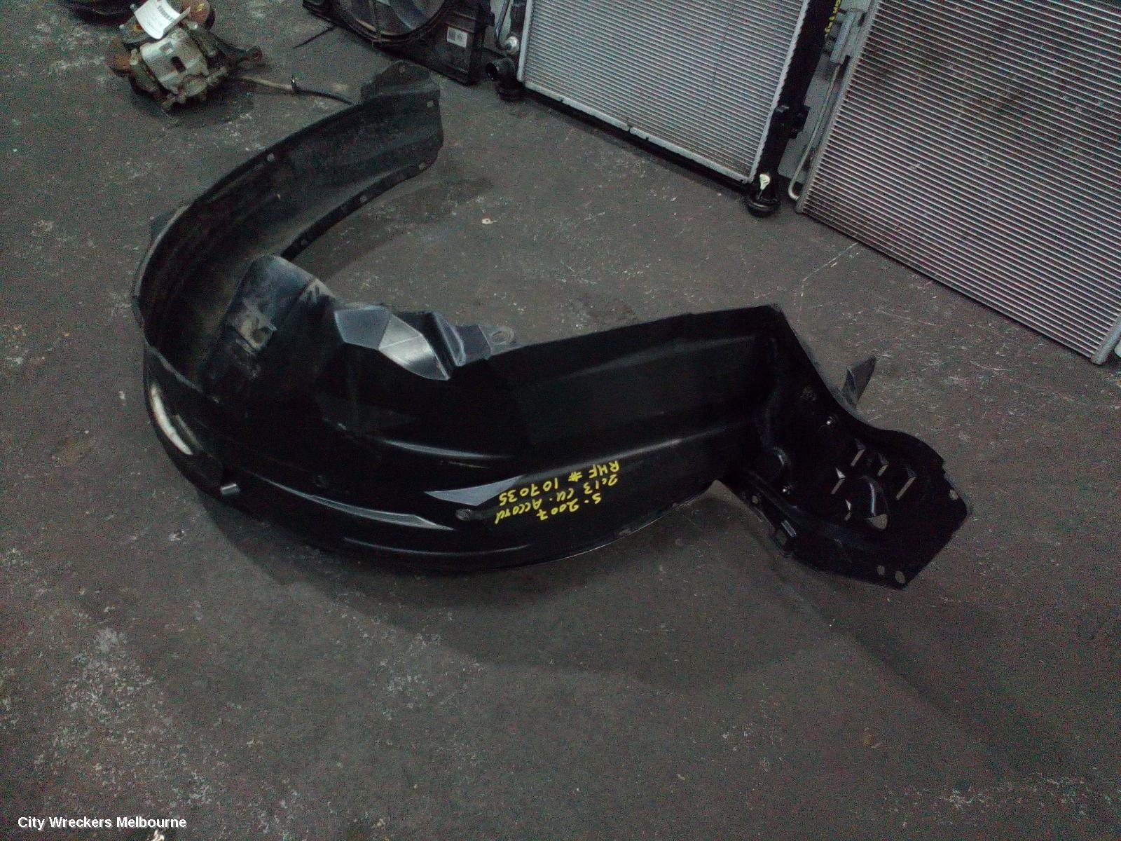 HONDA ACCORD RIGHT GUARD LINER, 8TH GEN, EURO (VIN JHMCU), 06/2008 - 12/2015