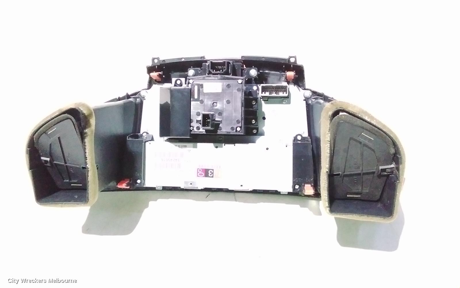 HONDA ACCORD, 8TH GENERATION 02/2008 - 04/2013, CENTRE AIRVENT WITH MMI CONTROL: 107043