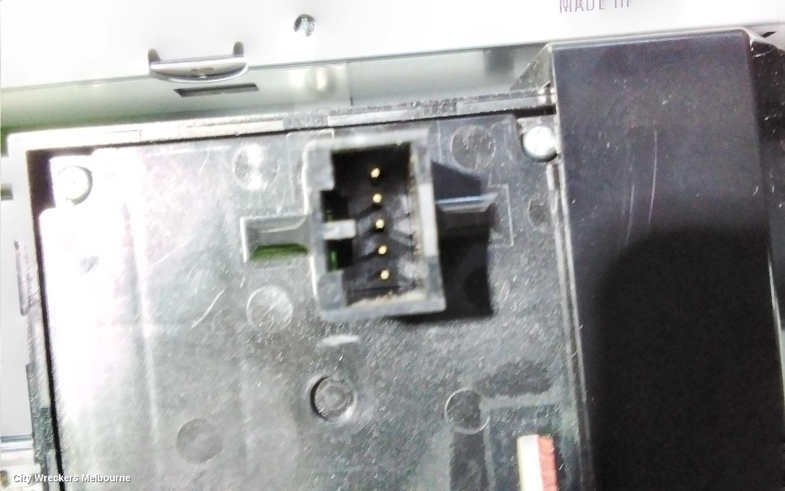 HONDA ACCORD, 8TH GENERATION 02/2008 - 04/2013, CENTRE AIRVENT WITH MMI CONTROL: 107043