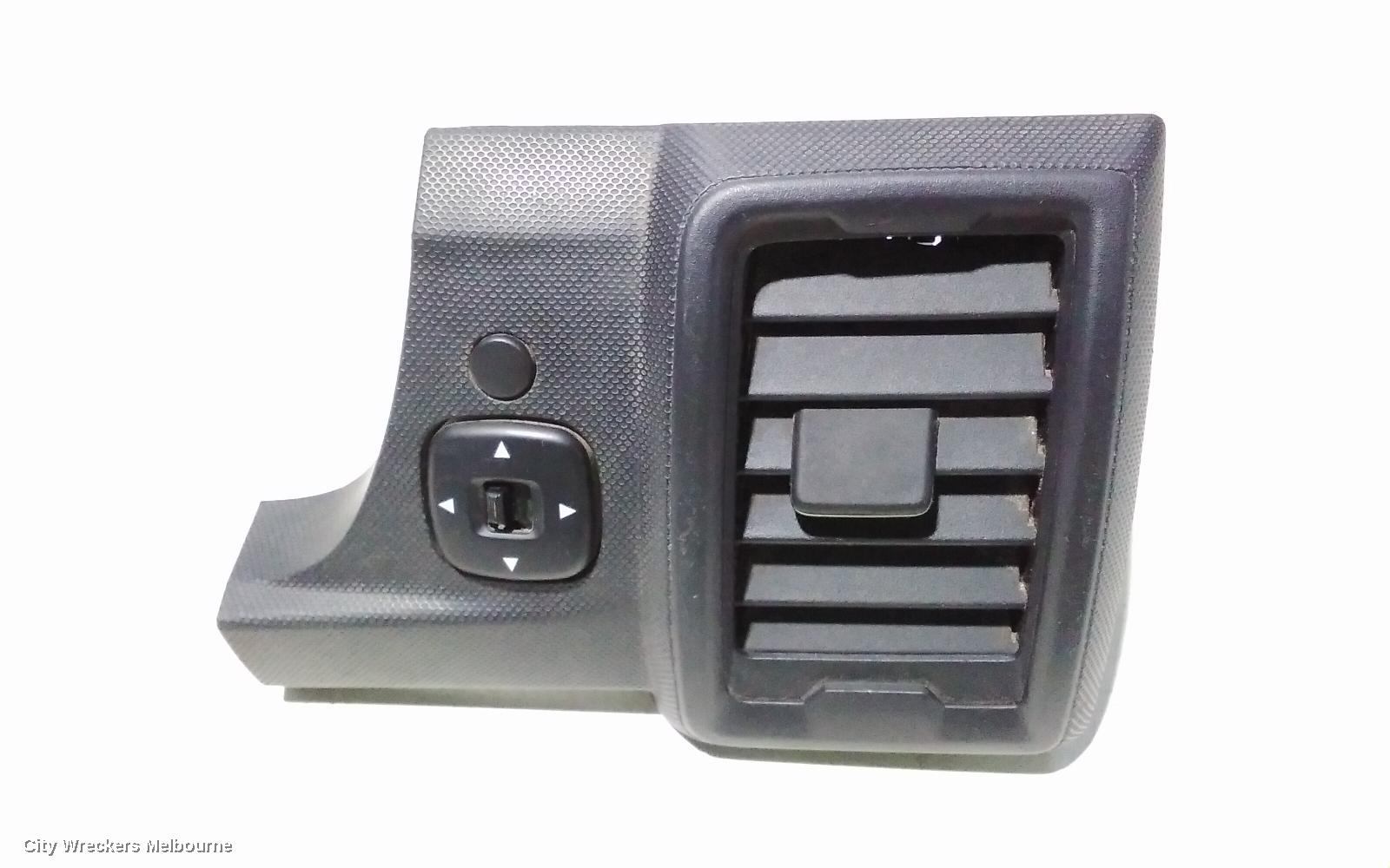 FORD RANGER, PX, 07/2011 - 04/2022, RH AIRVENT: 107094