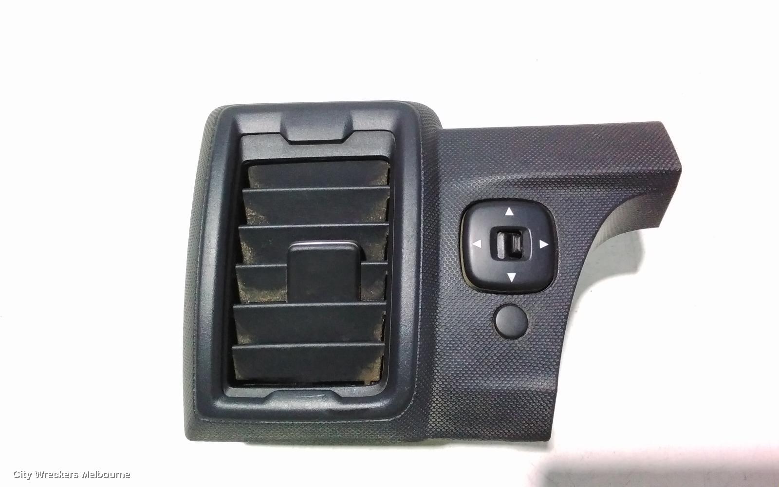 FORD RANGER, PX, 07/2011 - 04/2022, RH AIRVENT: 107094