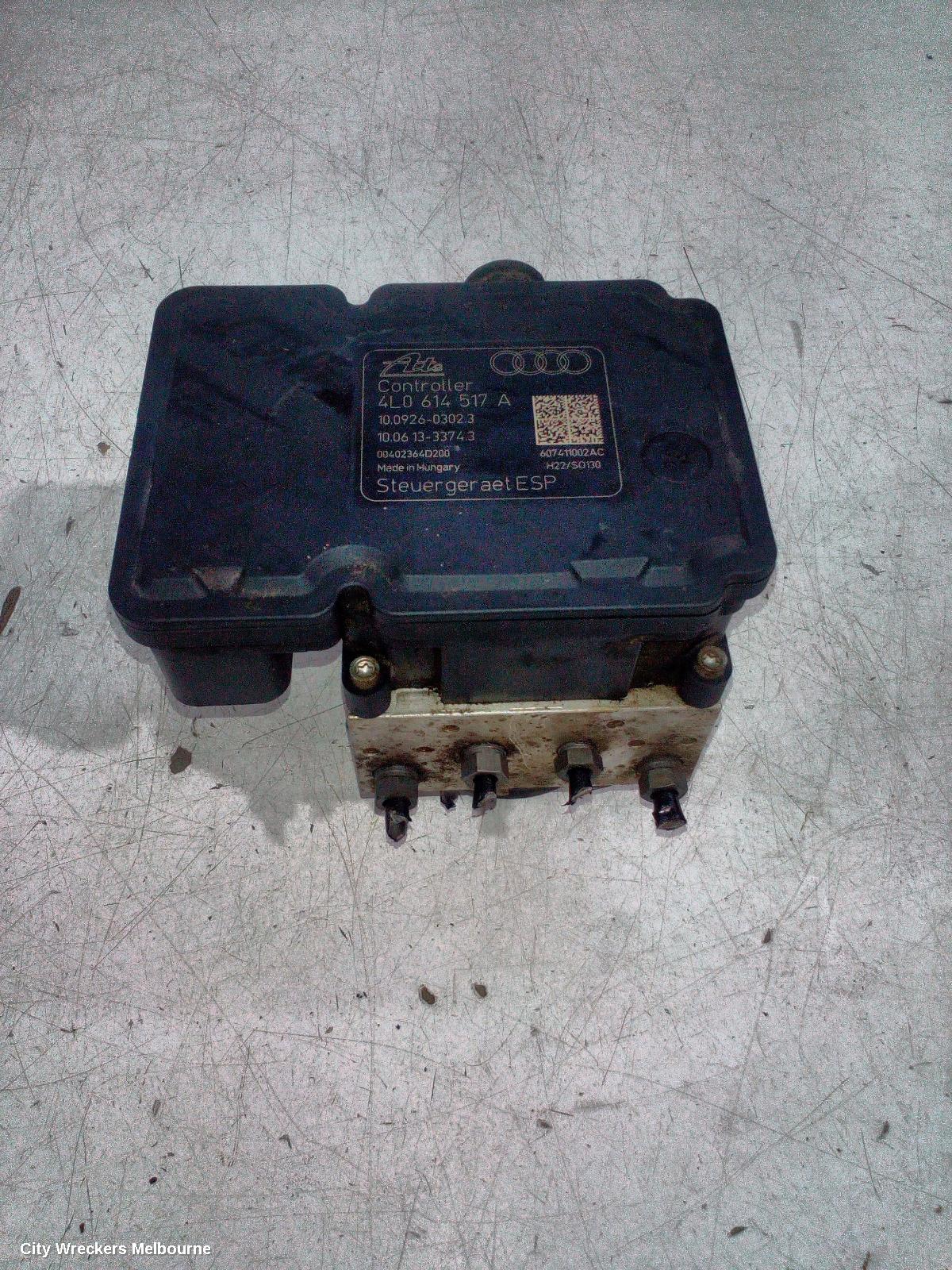 AUDI Q7 ABS PUMP/MODULATOR, 4L, P/N 4L0614517F, 09/2006 - 08/2015