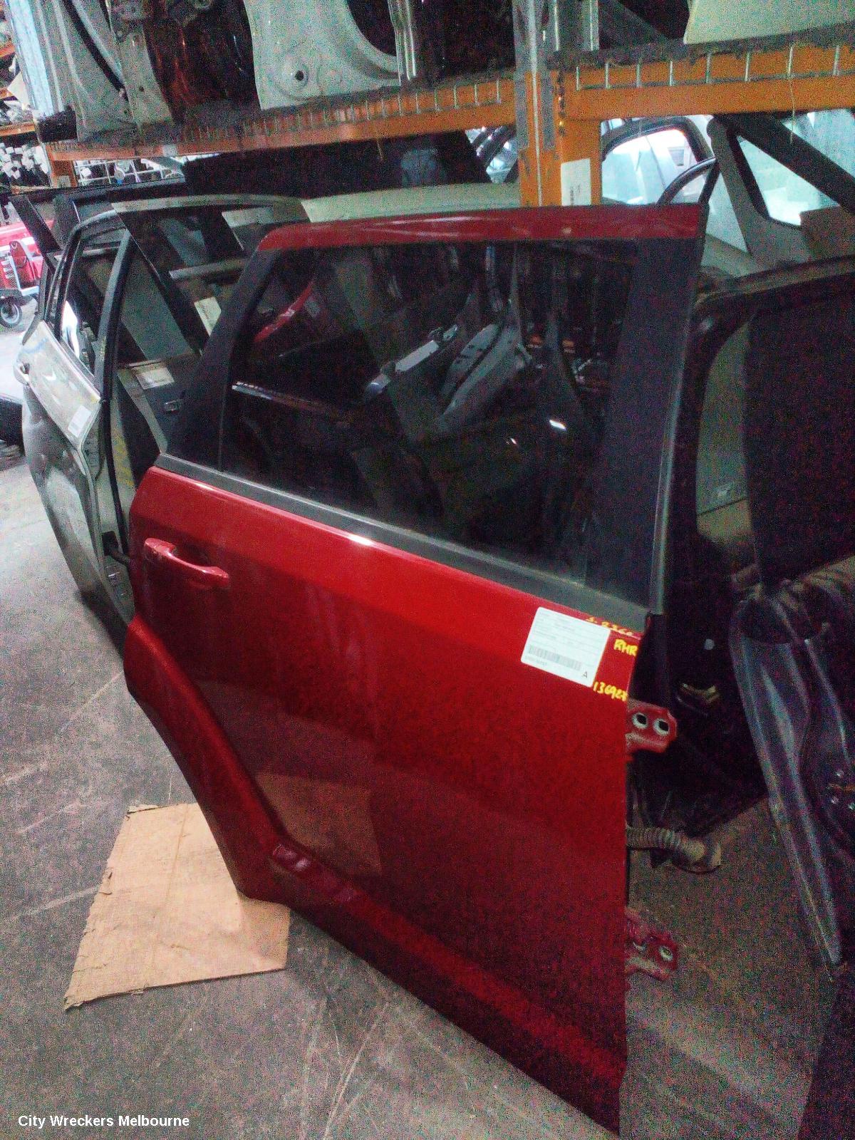 FIAT FREEMONT RIGHT REAR DOOR, JF, 04/2013 - 01/2017