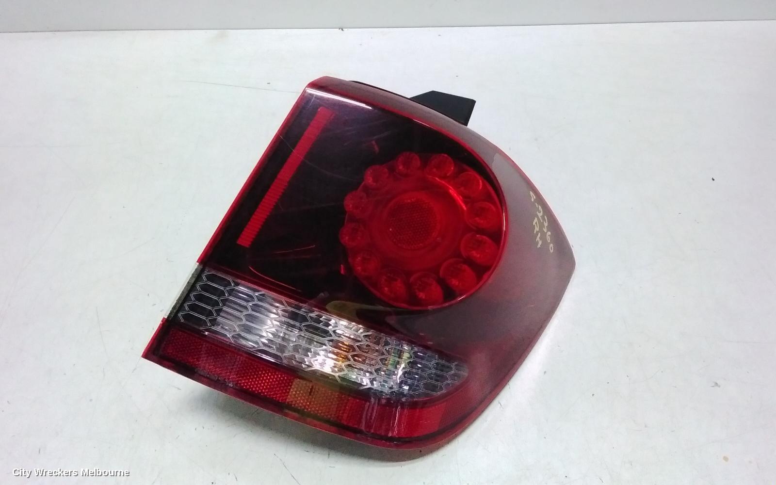 FIAT FREEMONT RIGHT TAILLIGHT, JF, CROSSROAD TYPE, 04/2013 - 01/2017