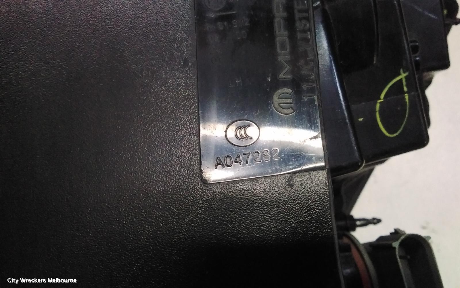FIAT FREEMONT LEFT TAILLIGHT, JF, CROSSROAD TYPE, 04/2013 - 01/2017