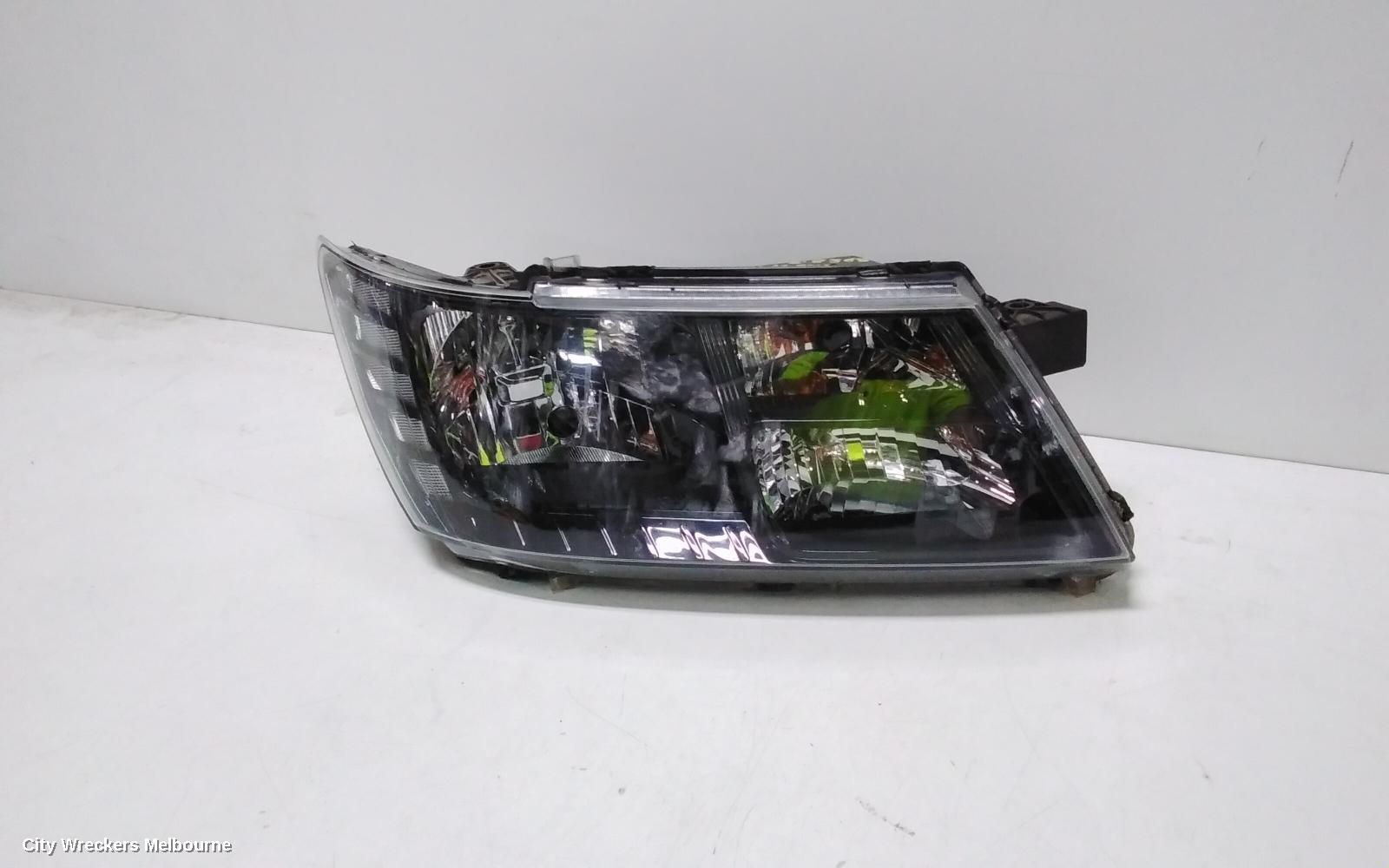 FIAT FREEMONT RIGHT HEADLAMP, JC, BLACK INSERT, 04/2013 - 01/2017