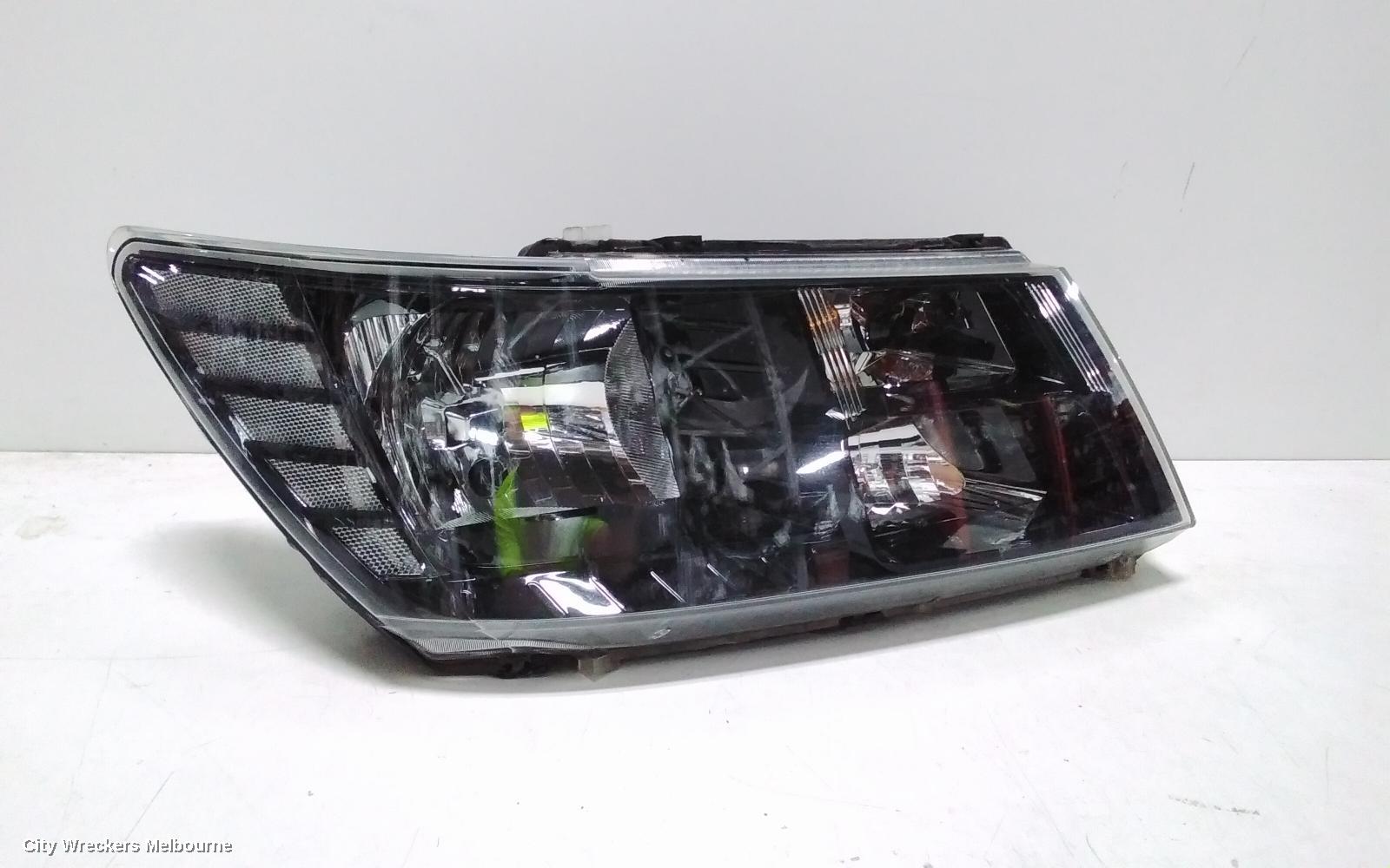 FIAT FREEMONT RIGHT HEADLAMP, JC, BLACK INSERT, 04/2013 - 01/2017