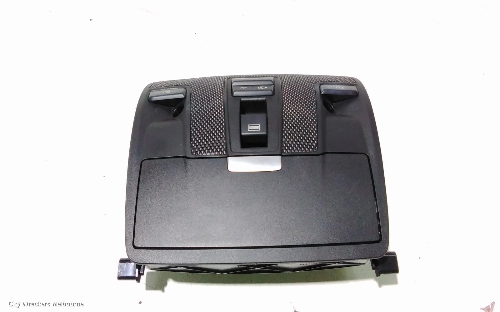MERCEDES CLA CLASS COURTESY LIGHT, FRONT, W/ SUNROOF SWITCH TYPE, C117, 10/2013 - 02/2019