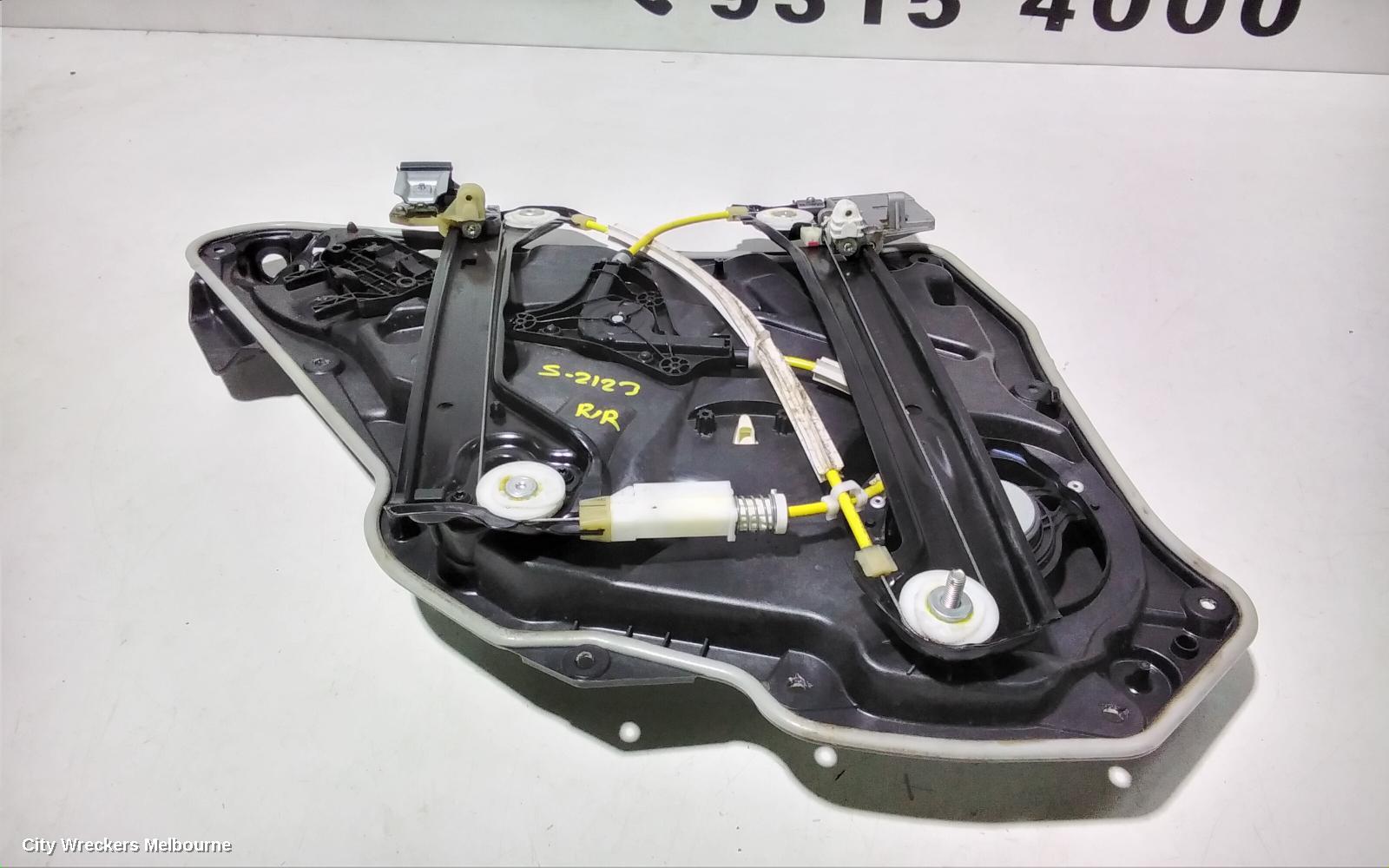 MERCEDES CLA CLASS RIGHT REAR WND REG/MOTOR, C117, 10/2013 - 02/2019