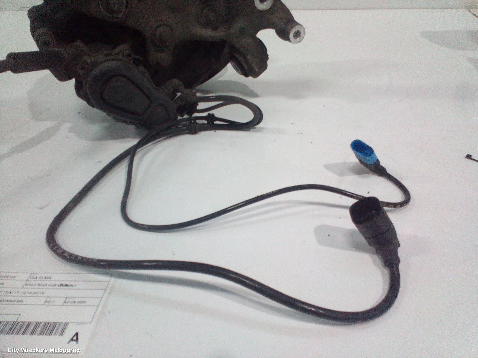 MERCEDES CLA CLASS RIGHT REAR HUB ASSEMBLY, FWD, C117/X117, 10/2013 - 01/2019