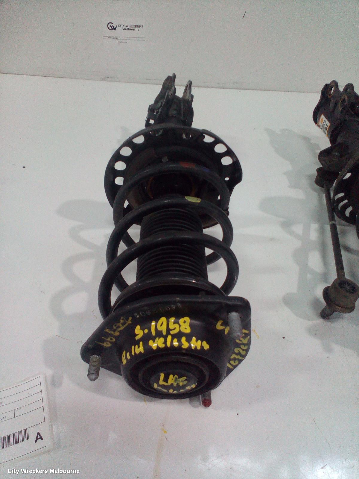 HYUNDAI VELOSTER LEFT FRONT STRUT, FS, TURBO, 07/2012 - 04/2015