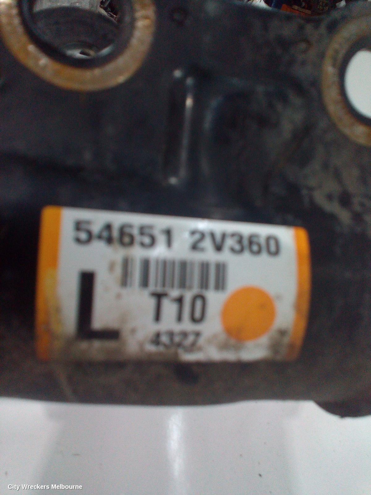 HYUNDAI VELOSTER LEFT FRONT STRUT, FS, TURBO, 07/2012 - 04/2015