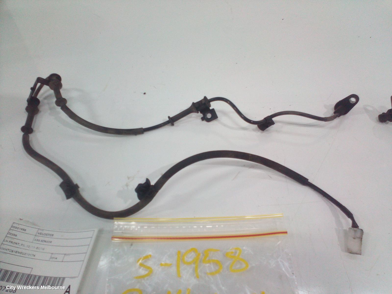 HYUNDAI VELOSTER ABS SENSOR, LH FRONT, FS, 12/2011 - 02/2018
