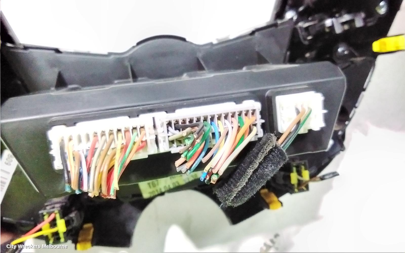 HYUNDAI VELOSTER HEATER/AC CONTROLS, FS, CLIMATE CONTROL TYPE, 2 PLUG, 02/2011 - 02/2018