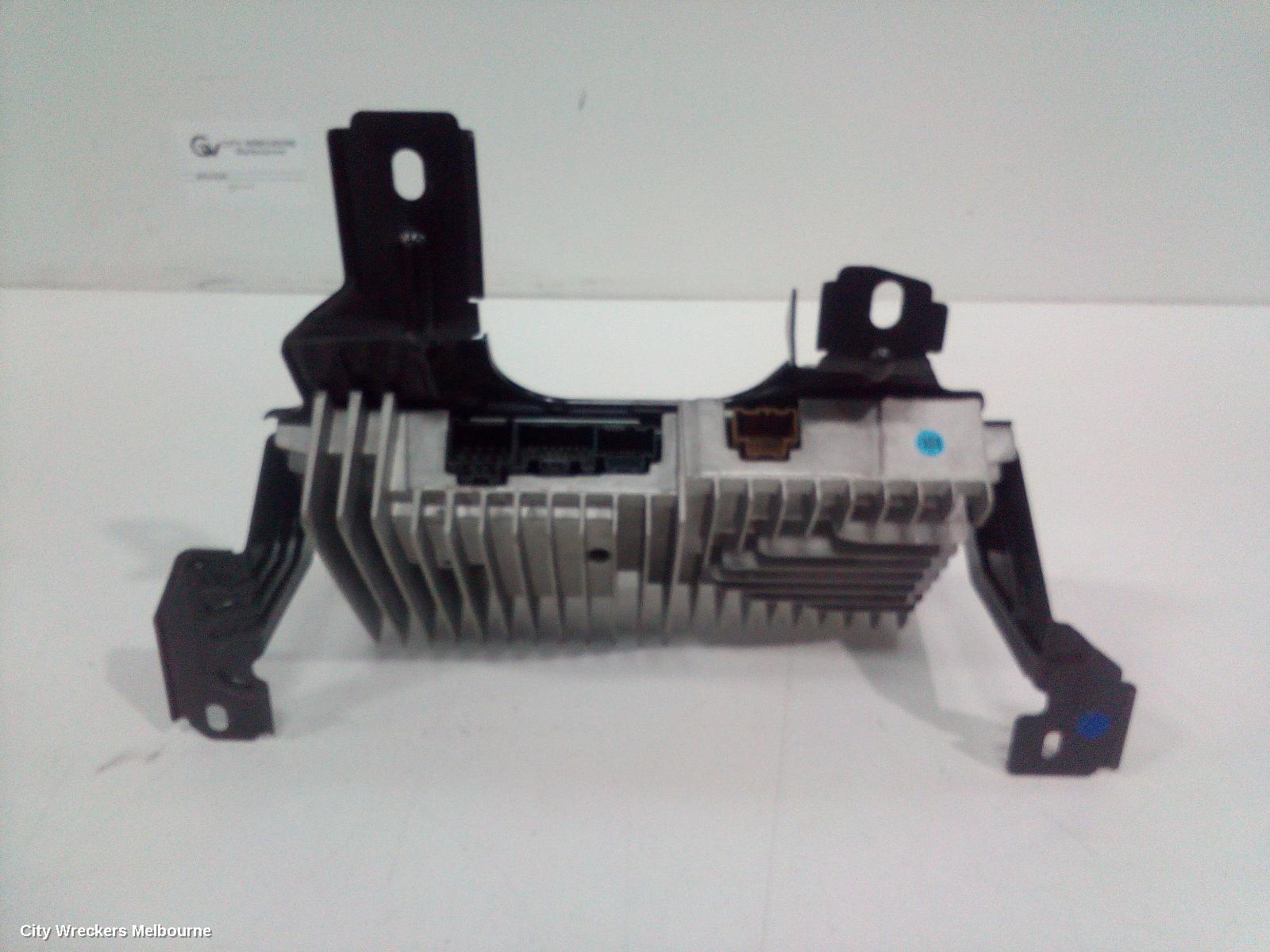 MAZDA CX9 RADIO/CD/DVD/SAT/TV, AMPLIFIER ONLY (ALL BOSE SYSTEM), P/N TD7766A20, TB, 12/2007 - 12/2015