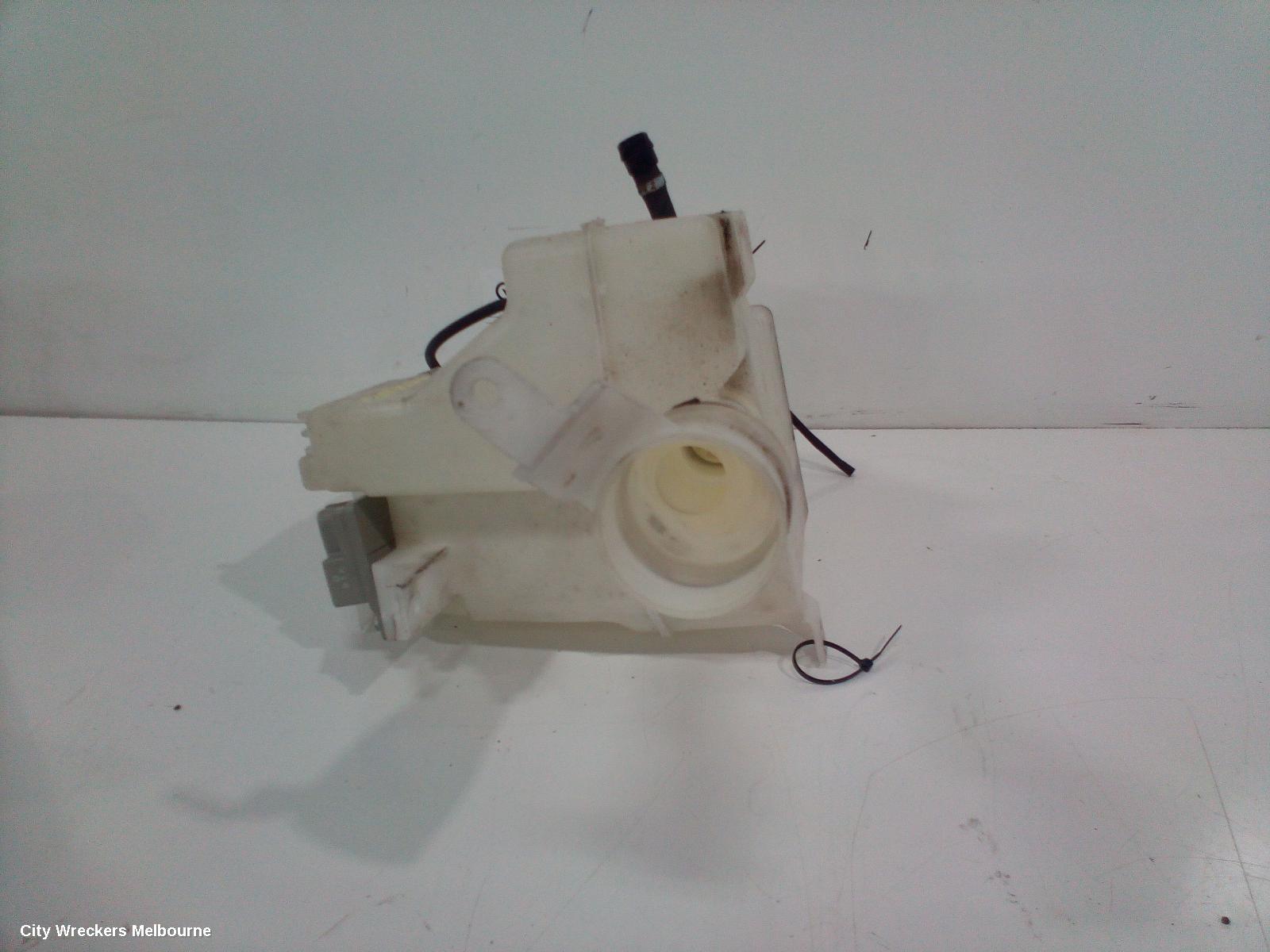 SUBARU LIBERTY WASHER BOTTLE, 4TH GEN, SEDAN, NON H/LAMP WASHER TYPE, 09/2003 - 08/2009