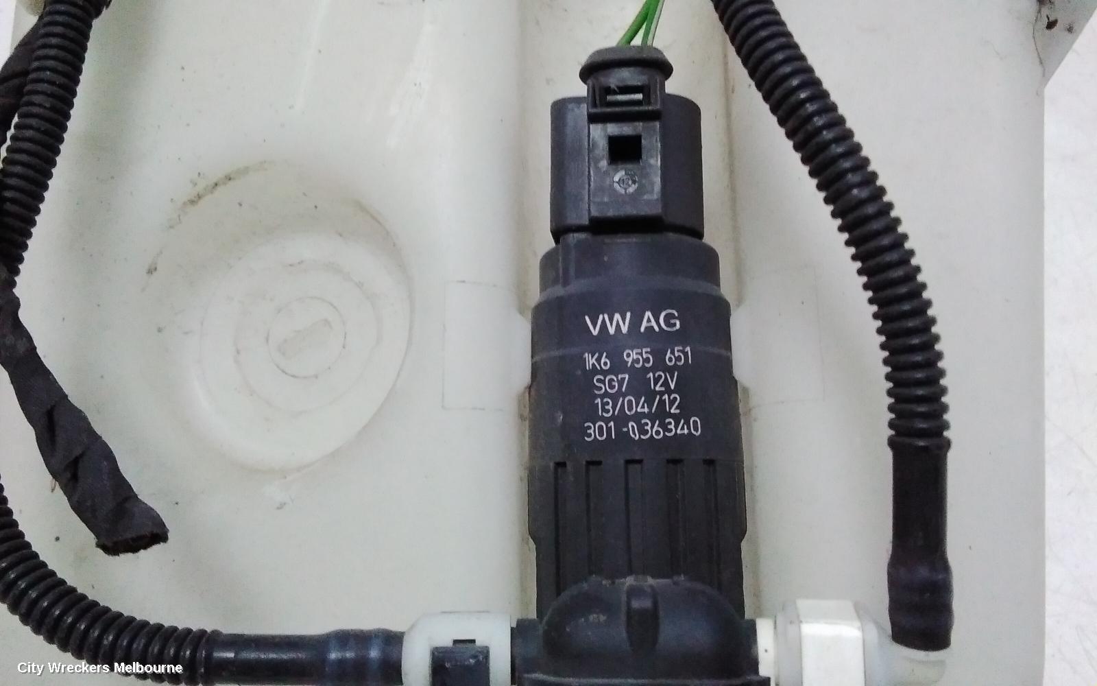 TOYOTA CAMRY WASHER BOTTLE, ASV50/AVV50, 12/2011 - 10/2017