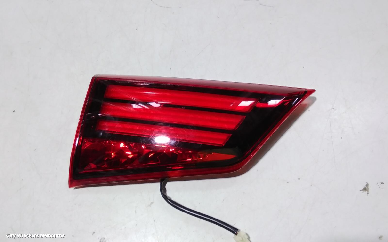 MITSUBISHI OUTLANDER REAR GARNISH, TAILGATE LAMP (LH SIDE), ZK-ZL, 04/2015 - 07/2021