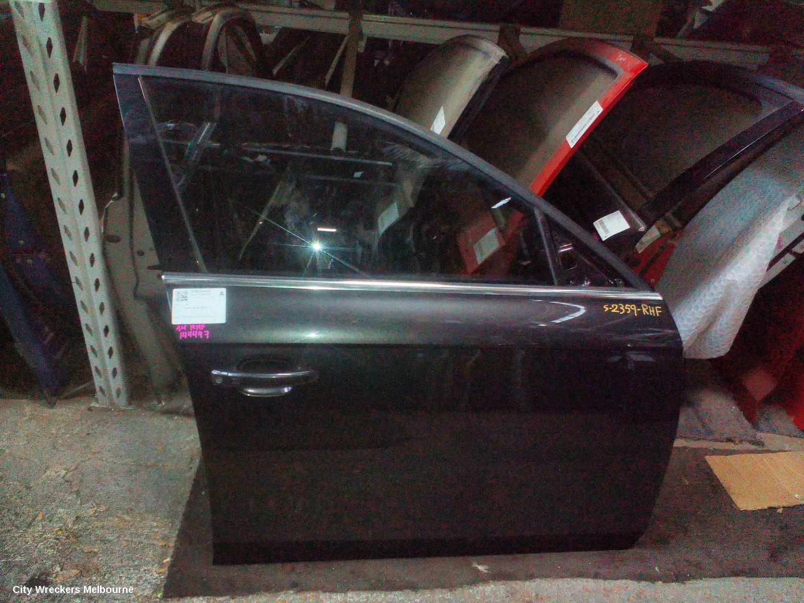 AUDI A4 RIGHT FRONT DOOR, A4/S4/RS4, B8 8K, SEDAN/WAGON, 02/2008 - 01/2016