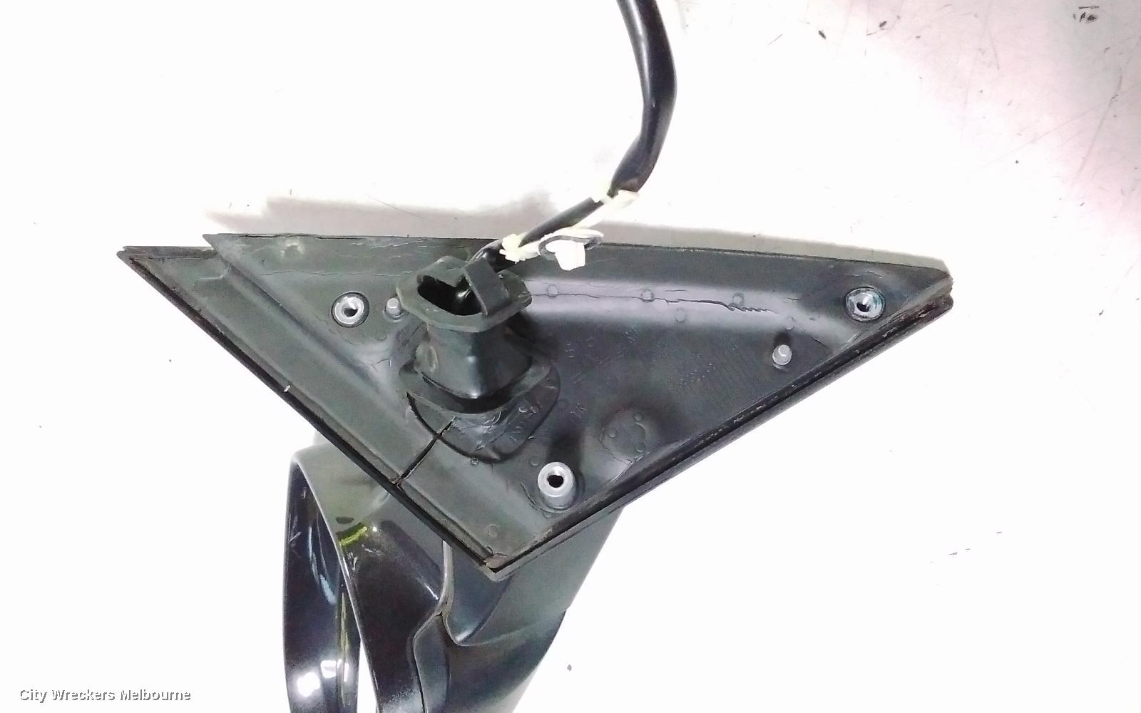 AUDI A4 LEFT DOOR MIRROR, B8 8K, A4/S4, MANUAL FOLD, NO LANE CHANGE ASSIST TYPE, 2 PLUG (6/2 WIRE), 05/2009 - 01/2016