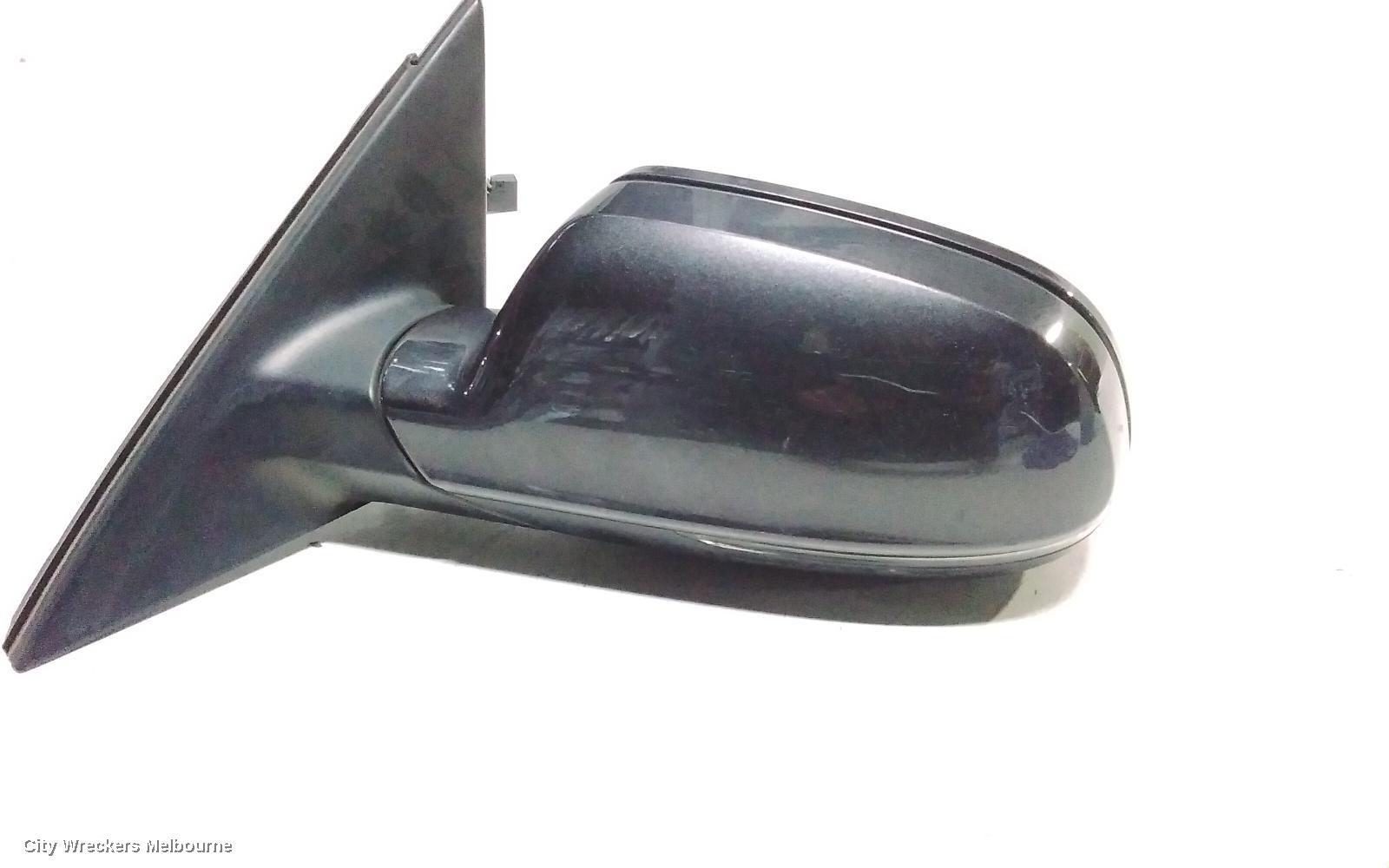 AUDI A4 LEFT DOOR MIRROR, B8 8K, A4/S4, MANUAL FOLD, NO LANE CHANGE ASSIST TYPE, 2 PLUG (6/2 WIRE), 05/2009 - 01/2016